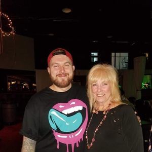 Meet your Posher, Lisa